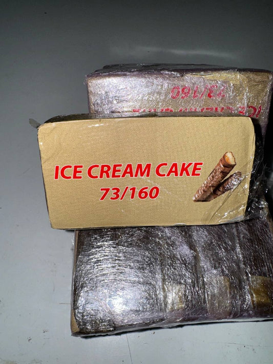 𝑲𝑰𝑵𝑫𝑬𝑹 𝑰𝑪𝑬 𝑪𝑹𝑬𝑨𝑴 𝑪𝑨𝑲𝑬 73/160𝒖 𝒇𝒐𝒓𝒎𝒂𝒕𝒐 𝒅𝒂 100𝒈𝒓