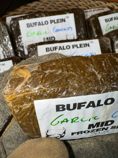 𝘽𝙪𝙛𝙖𝙡𝙤 𝙥𝙡𝙚𝙞𝙣 𝙁𝙧𝙤𝙯𝙚𝙣 𝙈𝙞𝙙 - 𝙂𝙖𝙧𝙡𝙞𝙘 𝘾𝙤𝙤𝙘𝙠𝙞𝙚